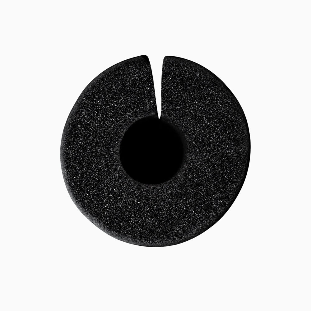 Detail image the soft padding of a squat pad
